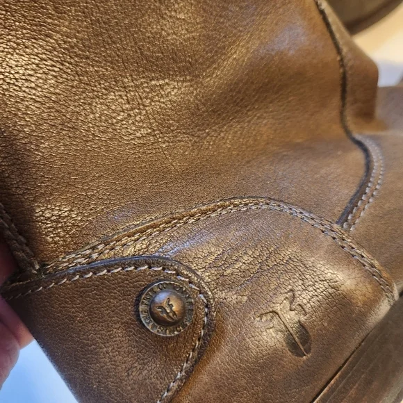 Frye boots size 7 in EUC - Picture 4 of 10